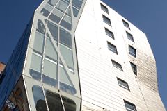 31-2 HL23 By Architect Neil Denari Gets Wider As It Rises On The New York High Line At W 23 St